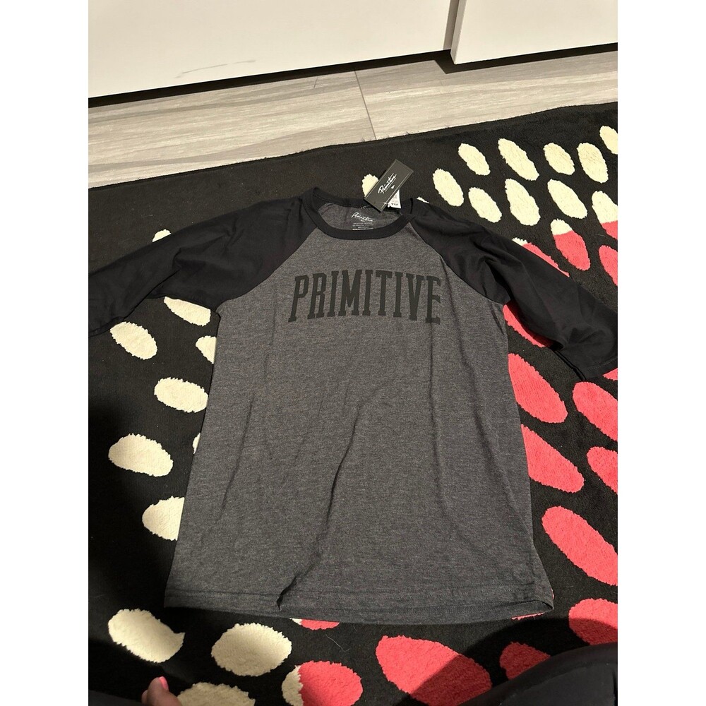 Primitive youth top